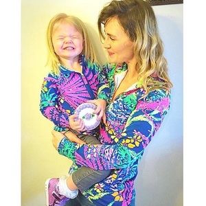 *LILLY PULITZER* Mommy and Mini pullover set